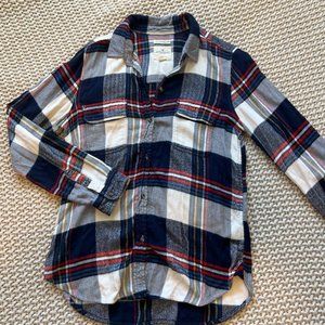 American Eagle soft flannel shirt - perf for 4th!